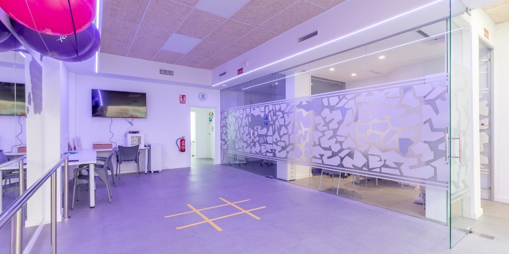 Grupos de estimulación cognitiva Sala polivalente AIRe